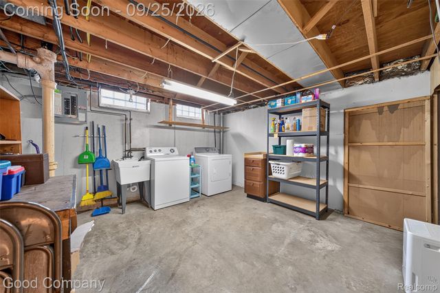 3024 Marais Avenue, Royal Oak, MI 48073