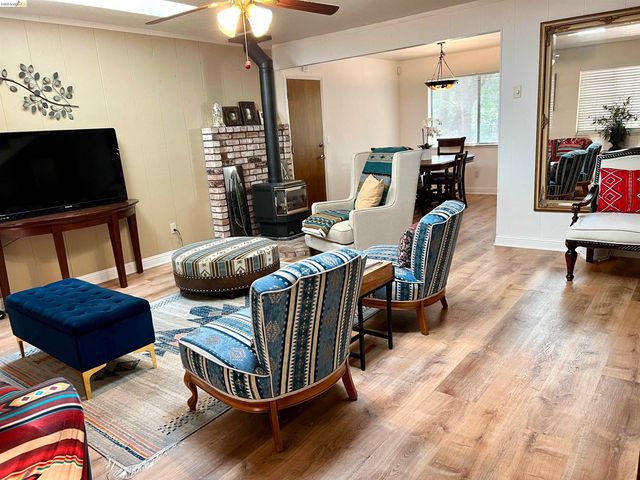 18981 Zachary Ct, Twain Harte, CA 95383