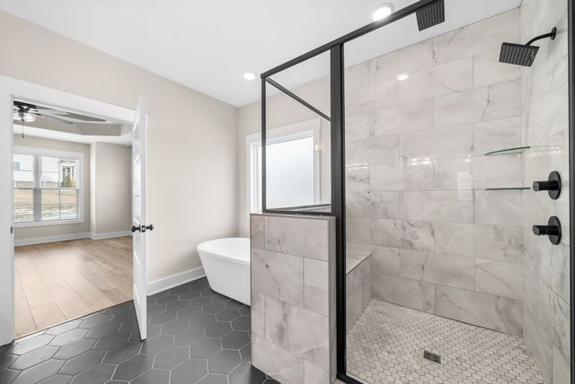 105 Sarah Frances Ct, Clarksville, TN 37043