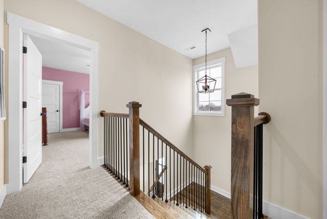 105 Sarah Frances Ct, Clarksville, TN 37043