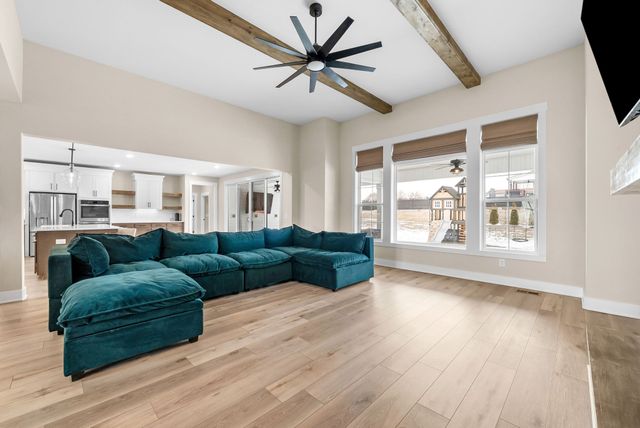 105 Sarah Frances Ct, Clarksville, TN 37043