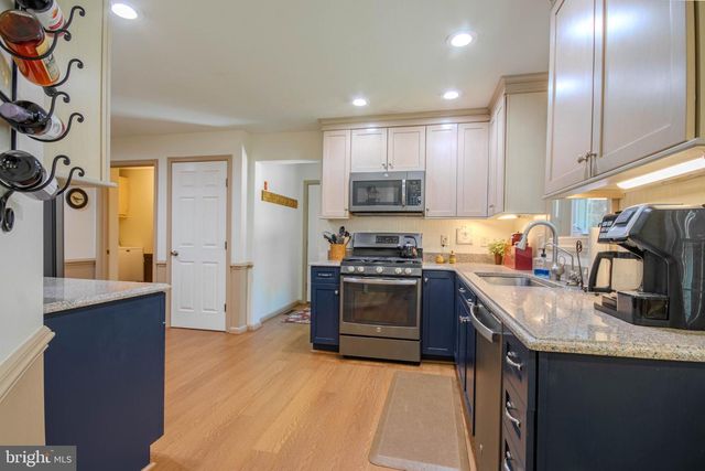 7301 TOPAZ CT, Hebron, MD 21830
