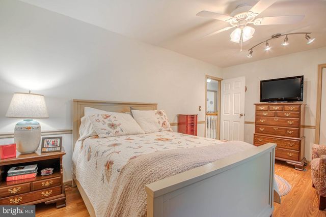 7301 TOPAZ CT, Hebron, MD 21830