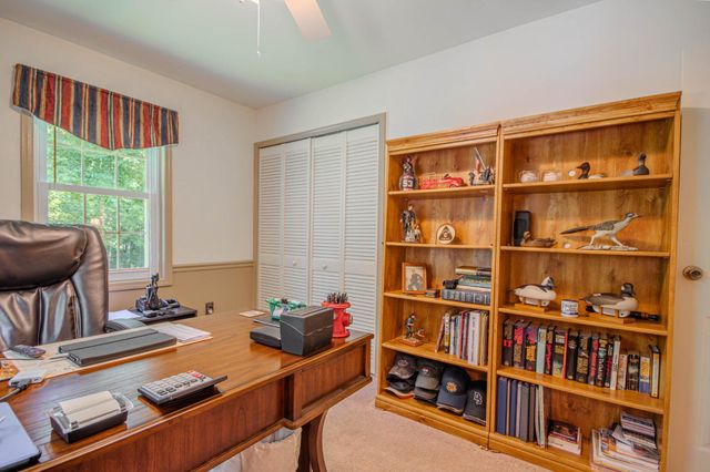 7301 TOPAZ CT, Hebron, MD 21830
