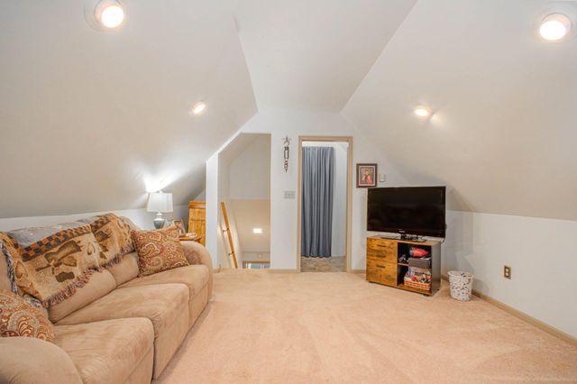 7301 TOPAZ CT, Hebron, MD 21830