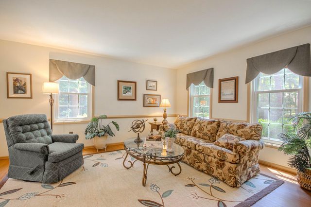 7301 TOPAZ CT, Hebron, MD 21830