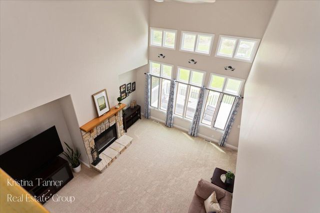 4797 Sunflower Ridge Drive NE, Ada, MI 49301