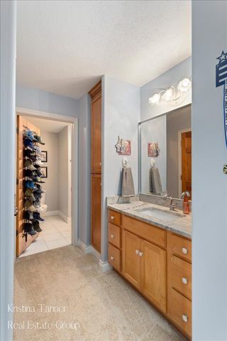 4797 Sunflower Ridge Drive NE, Ada, MI 49301