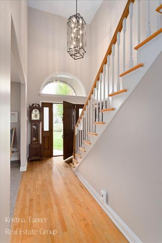 4797 Sunflower Ridge Drive NE, Ada, MI 49301