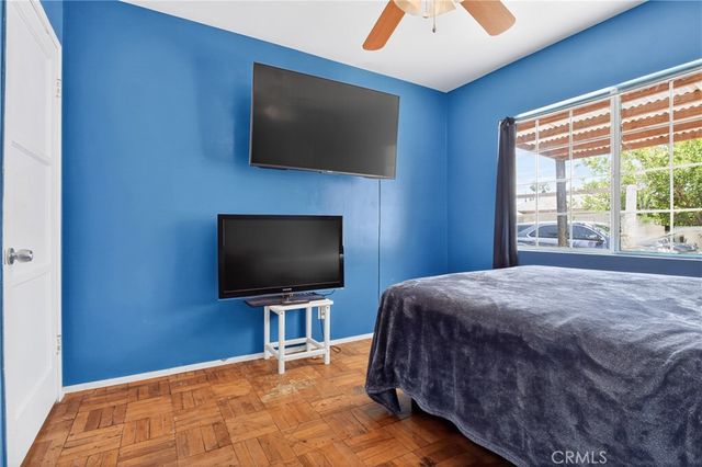 19456 Sherman way, Reseda, CA 91335