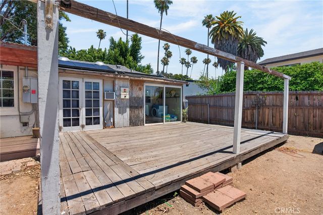 19456 Sherman way, Reseda, CA 91335