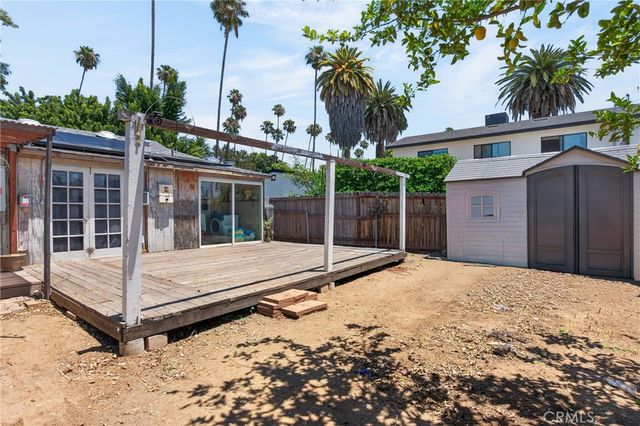 19456 Sherman way, Reseda, CA 91335