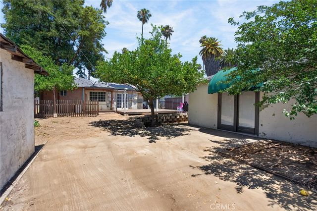 19456 Sherman way, Reseda, CA 91335