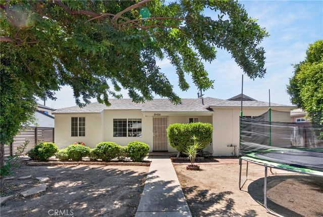 19456 Sherman way, Reseda, CA 91335