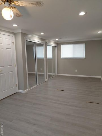 131 S Christine, Westland, MI 48186