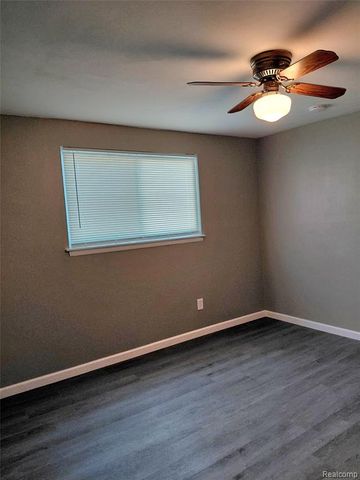 131 S Christine, Westland, MI 48186