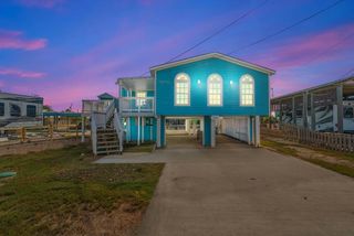739 Copano Cove, Rockport, TX 78382