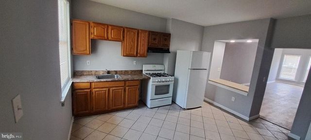 2427 E FEDERAL ST, Baltimore, MD 21213