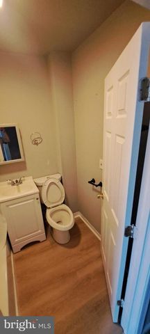 2427 E FEDERAL ST, Baltimore, MD 21213