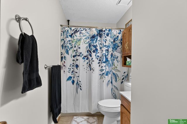 440 Mormon Trail, Lincoln, NE 68521