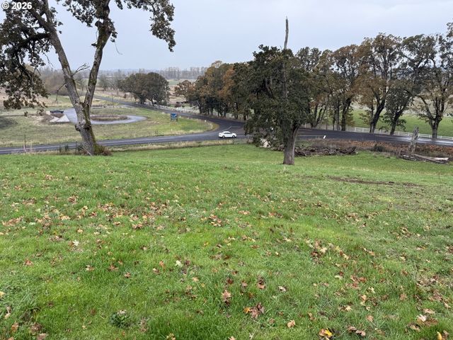 365 LOOKOUT Ln Se, Jefferson, OR 97352