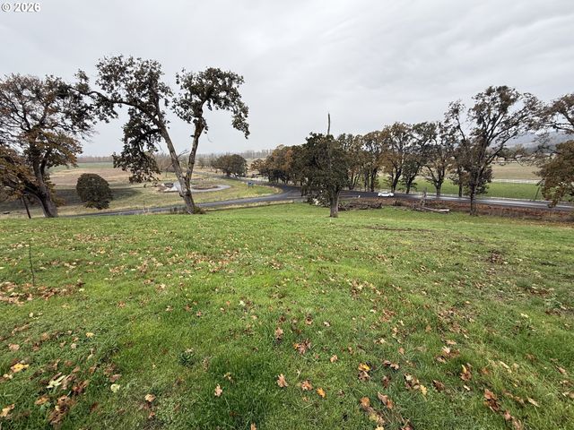 365 LOOKOUT Ln Se, Jefferson, OR 97352