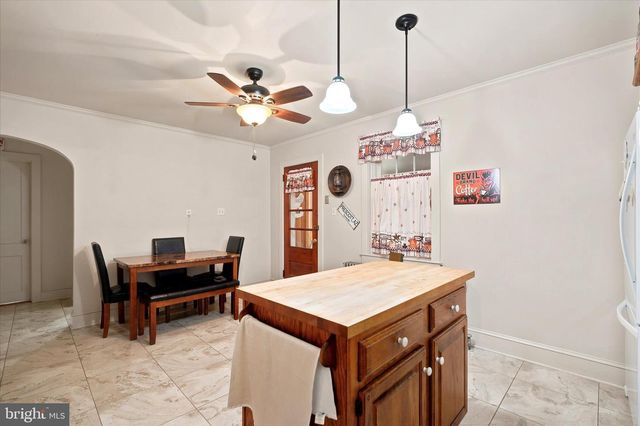 1933 DETWILER RD, Harleysville, PA 19438