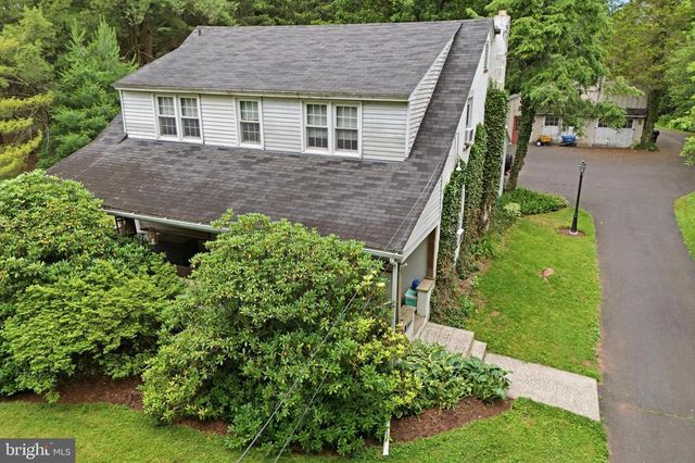 1933 DETWILER RD, Harleysville, PA 19438