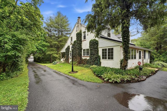 1933 DETWILER RD, Harleysville, PA 19438