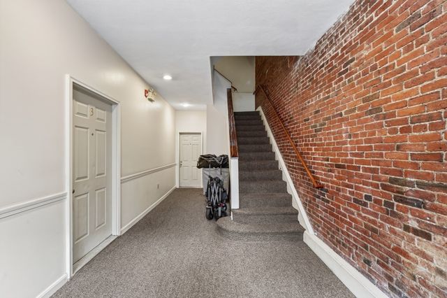 65 Hemenway St 6, Boston, MA 02115