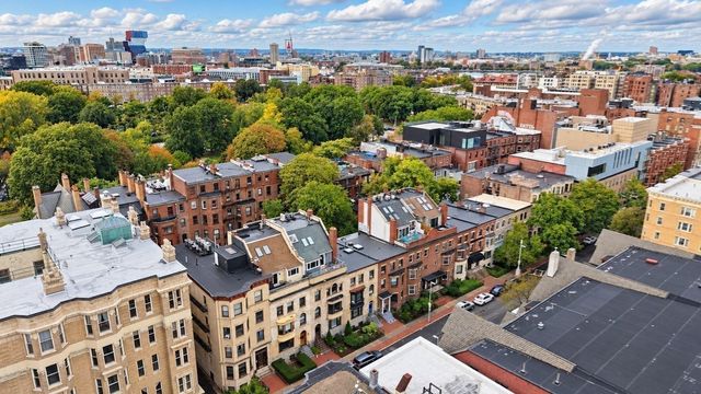 65 Hemenway St 6, Boston, MA 02115