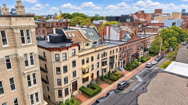 65 Hemenway St 6, Boston, MA 02115