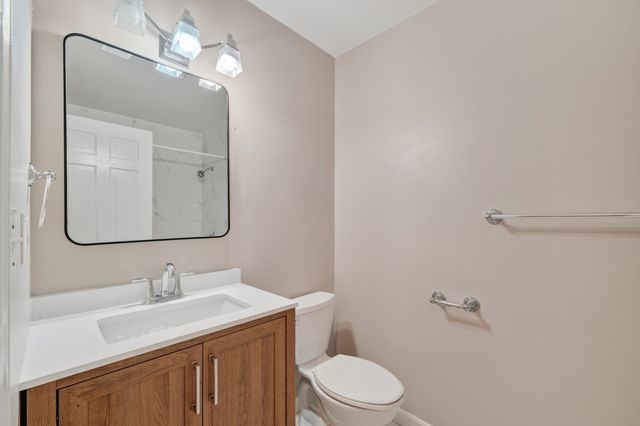 65 Hemenway St 6, Boston, MA 02115