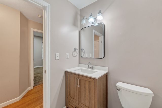 65 Hemenway St 6, Boston, MA 02115