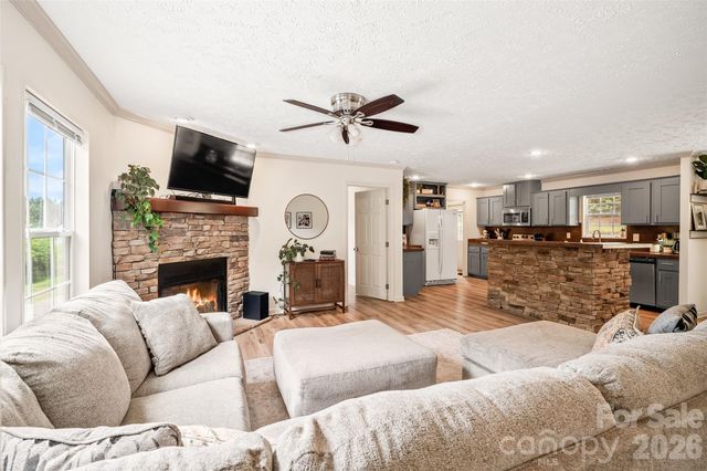 11 Misty Lane, Candler, NC 28715