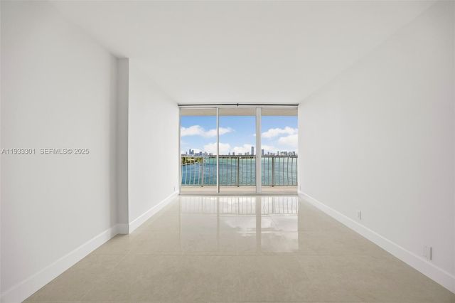 7601 E Treasure Dr 1119, North Bay Village, FL 33141