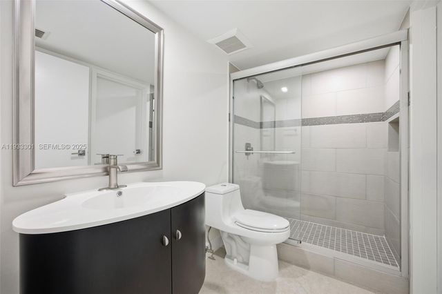 7601 E Treasure Dr 1119, North Bay Village, FL 33141