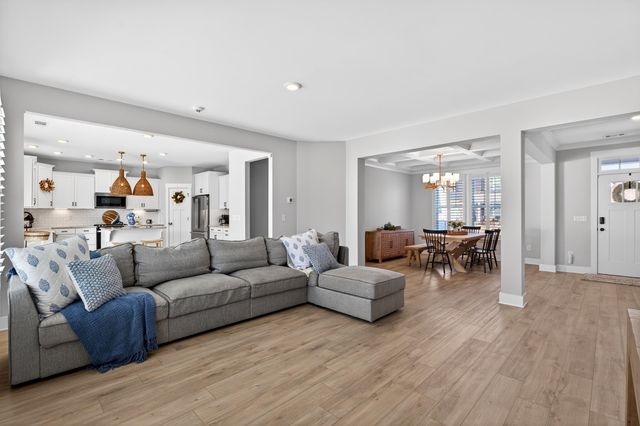 373 Fenwick Drive, Woodruff, SC 29388