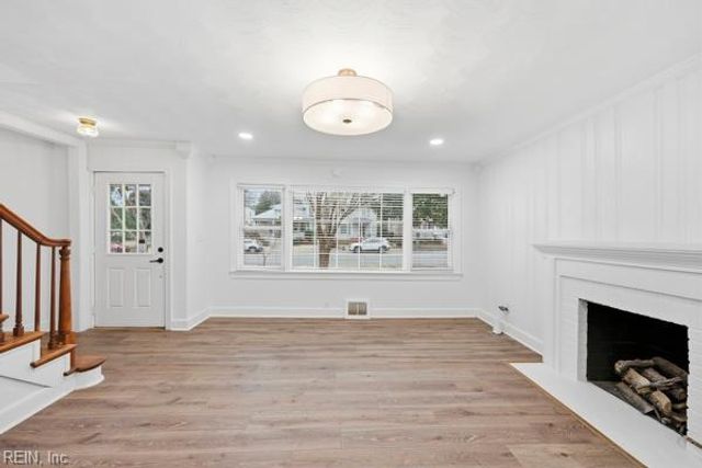 163 Columbia AVE, Hampton, VA 23669