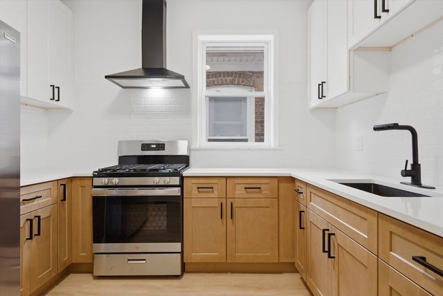 6029 S Artesian Avenue, Chicago, IL 60629