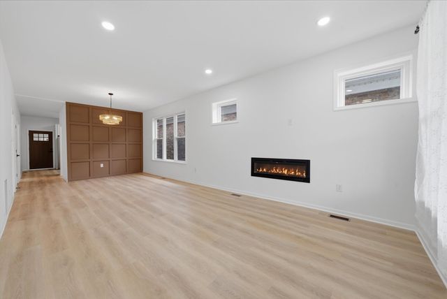 6029 S Artesian Avenue, Chicago, IL 60629