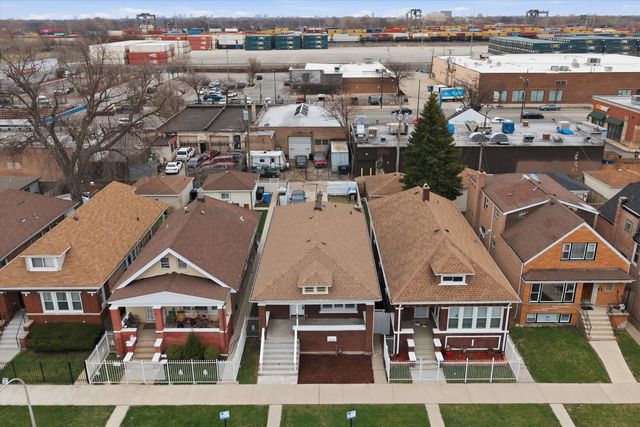 6029 S Artesian Avenue, Chicago, IL 60629