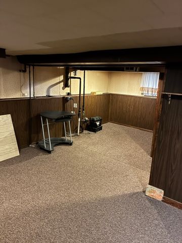 5452 W Warwick Avenue, Chicago, IL 60641