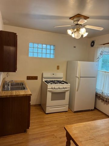 5452 W Warwick Avenue, Chicago, IL 60641