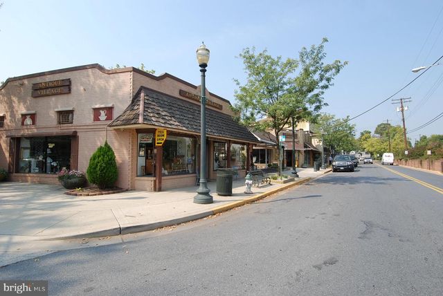 4113 KNOWLES AVE, Kensington, MD 20895