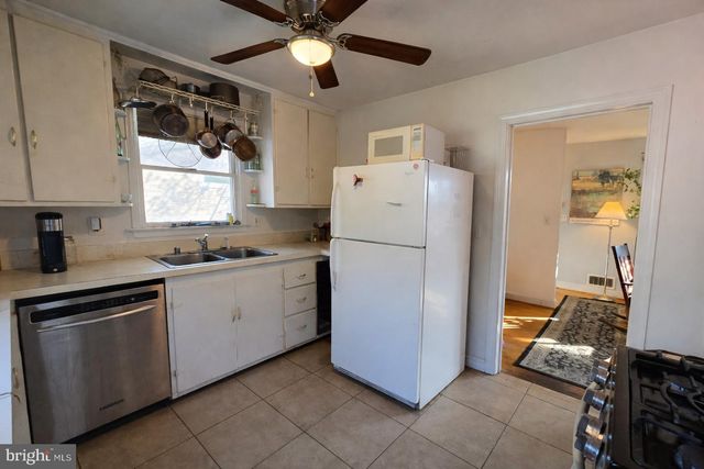 4113 KNOWLES AVE, Kensington, MD 20895