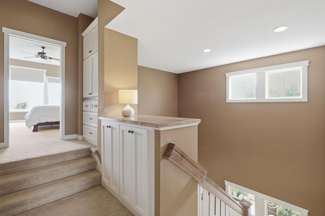 19475 Oak Grove Avenue, Prior Lake, MN 55372