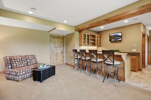 19475 Oak Grove Avenue, Prior Lake, MN 55372