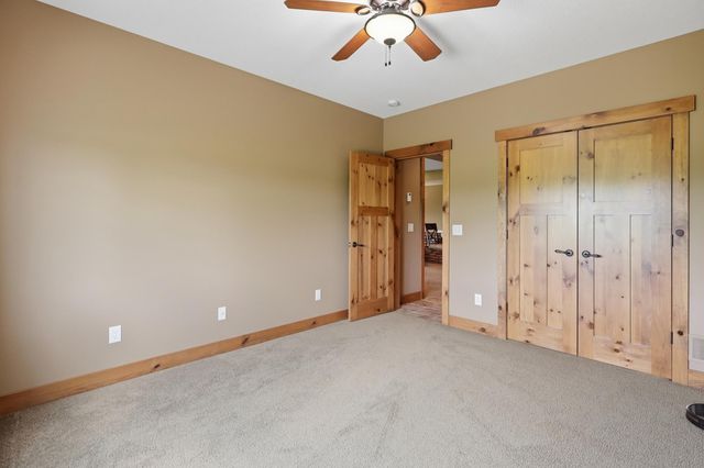 19475 Oak Grove Avenue, Prior Lake, MN 55372