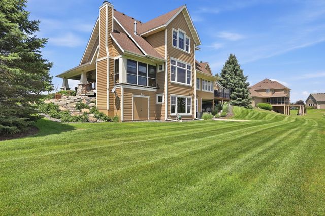 19475 Oak Grove Avenue, Prior Lake, MN 55372